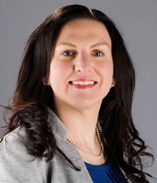 Taryn Edwards headshot